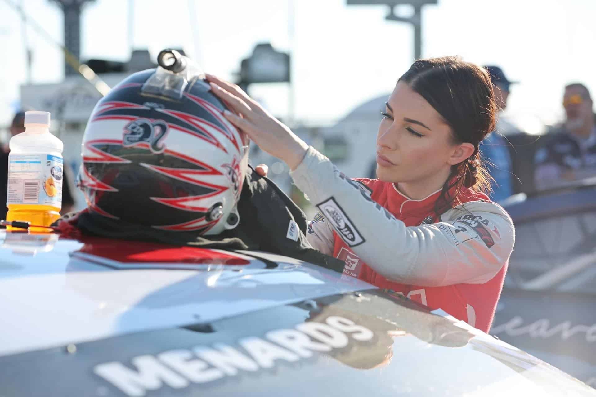 Read more about the article Amber Balcaen; Rette Jones Racing Carry Welcomed Momentum to Bristol